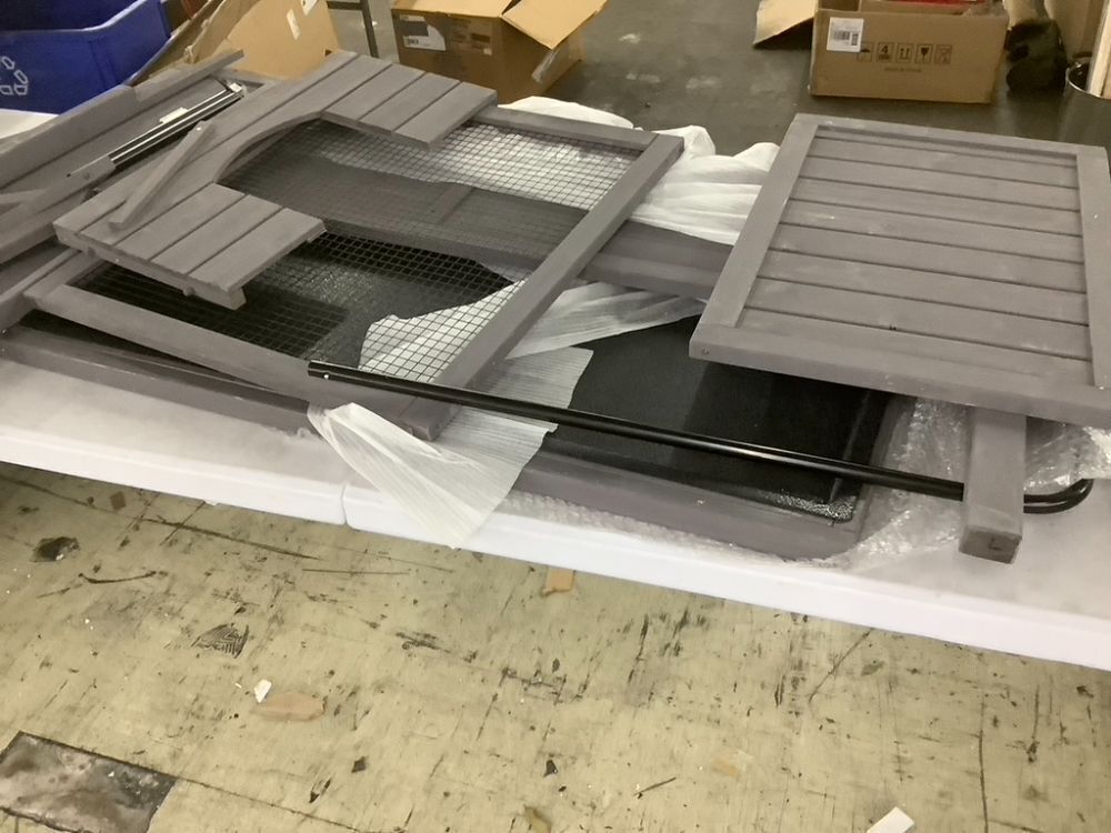 Reptile Terrarium Table with Adjustable Lamp Holdern - Unknown if Hardware is Complete - Image 8 - Lot 105