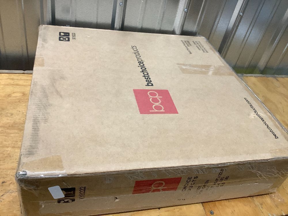 Pre-Lit Artificial Fir Christmas Wreath w/ LED Lights, Plug-In, PVC Tips 30in - Image 3 - Lot 7912