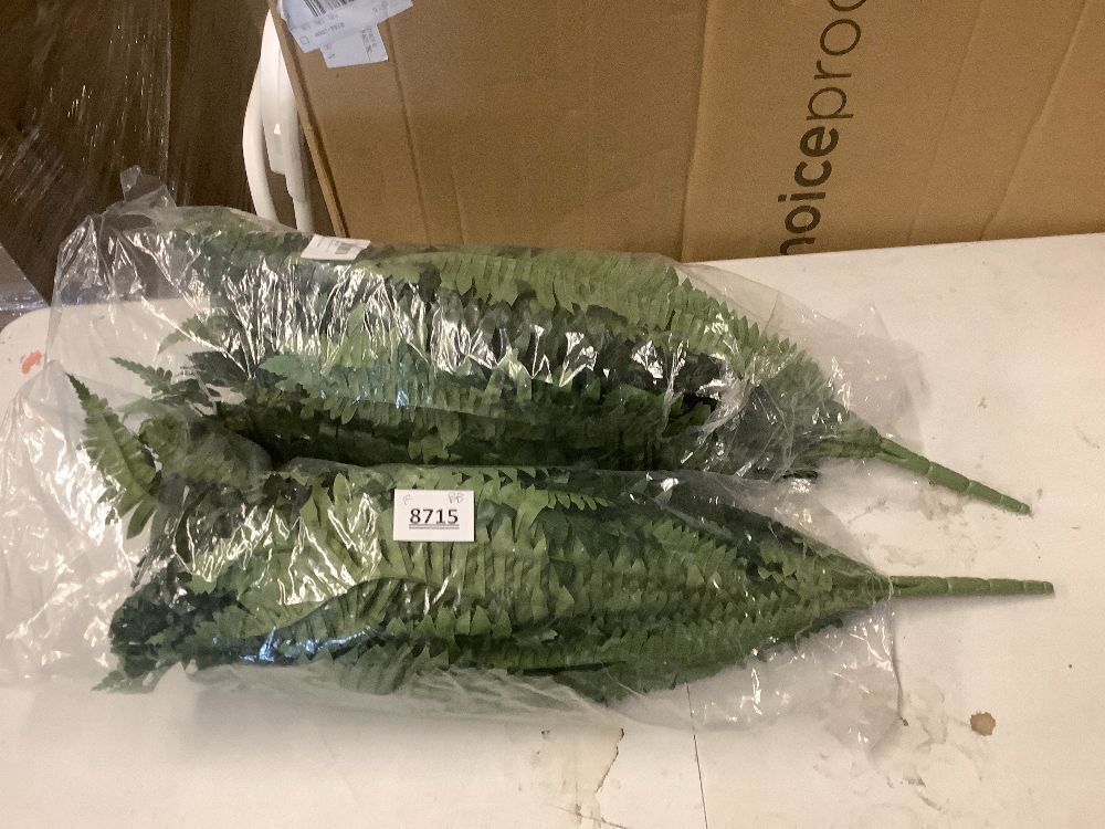 Artificial Boston Fern Plants 2Pcs 19.7Inch Fake Boston Fern Faux Plastic Plant Outdoor UV Resistant Shrubs Greenery Bundles Outside Indoor Home Garden Office Balcony Party Porch Potted Hanging Decor - Image 4 - Lot 8715