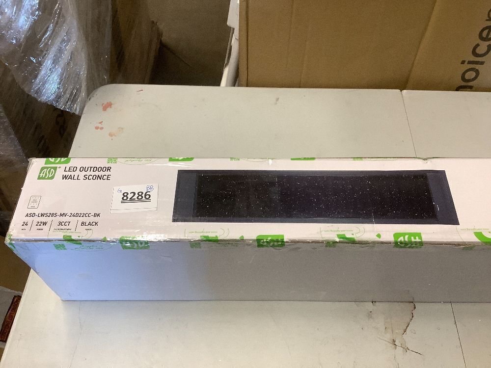 LED Outdoor Wall Sconce 24" 22W 120-277V CCT Selectable 3000/4000/5000K Dimmable Clear Seeded Glass, Black ETL - Image 4 - Lot 8286