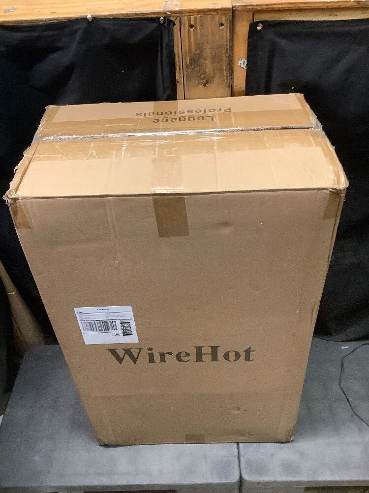 WireHot Luggage 3 Piece Set - Image 6 - Lot 8590