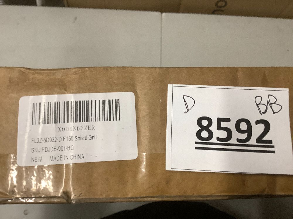 FL3Z-5D032-D Engine Splash Guard Shield Grill - Image 5 - Lot 8592