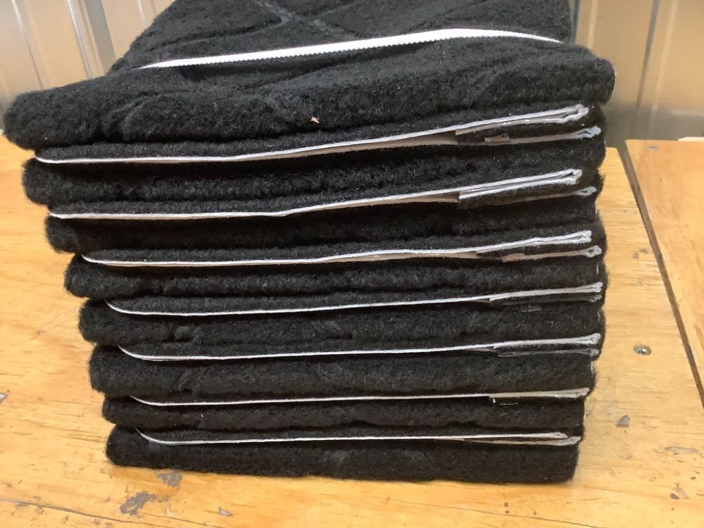 9"X36" Bullnose Stair Treads Carpet Non-Slip for Wooden Steps Indoor, Machine Washable and Reusable with Tape Free Self-Adhesive Back for Pets, Set of 15, Black - Image 3 - Lot 8798