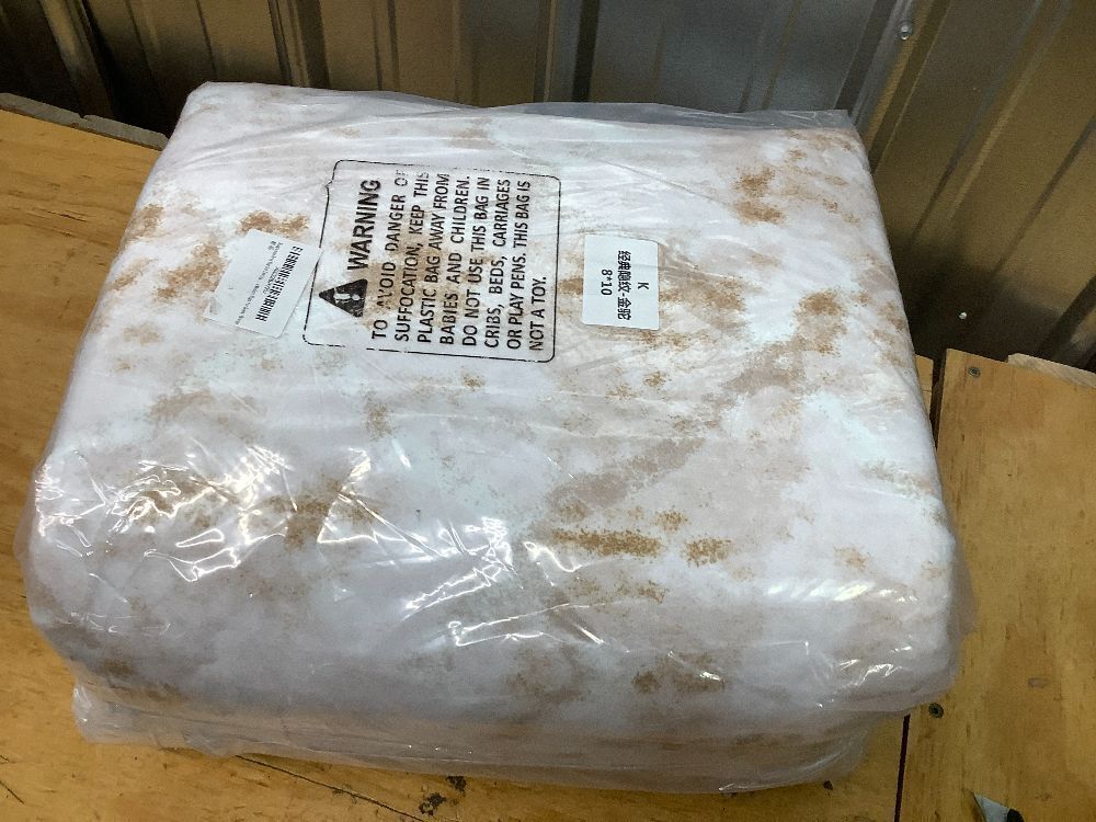 Ruggnovea Area Rug for Living Room Bedroom 8x10ft Washable Home Decor High Traffic Floor Mats for Dining Room Non Slip Easy Care Modern Rugs for Dorm, Orange - Image 3 - Lot 8833