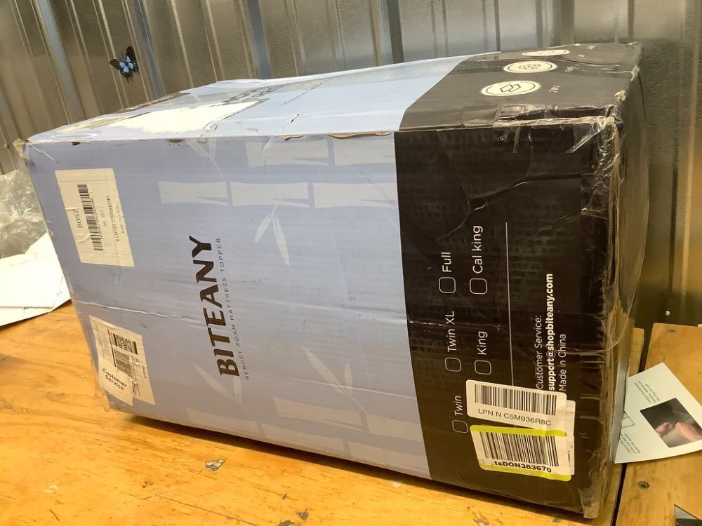 Biteany memory foam mattress topper - Image 3 - Lot 8862