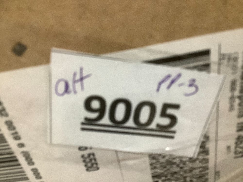 Pre-Lit Snow Flocked Artificial Pine Christmas Tree w/ Warm White Lights - Image 4 - Lot 9005