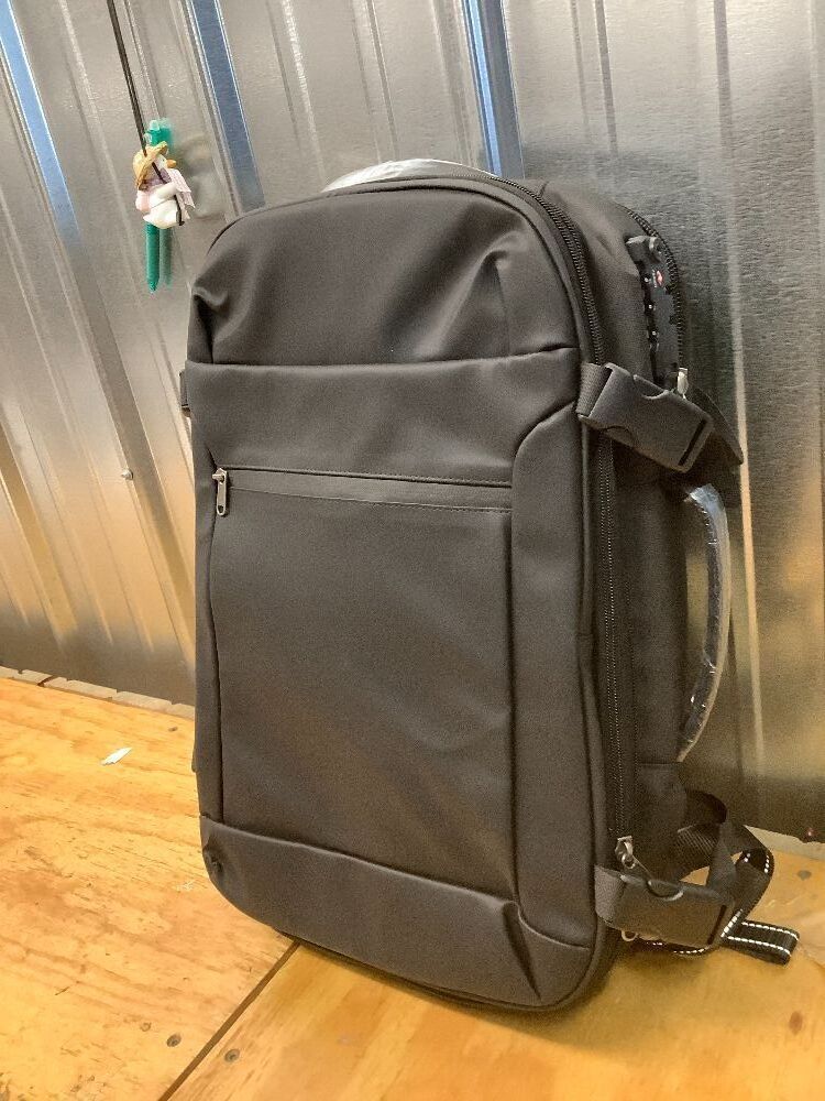 Vacuum Backpack Travel- 60L Expandable Vacuum Seal Compression Vacpack Backpack with Pump, 17‘’ Laptop Compartment, Water-Resistant Business Carry-On Spacevac Pro Back pack, Black - Image 1 - Lot 8585