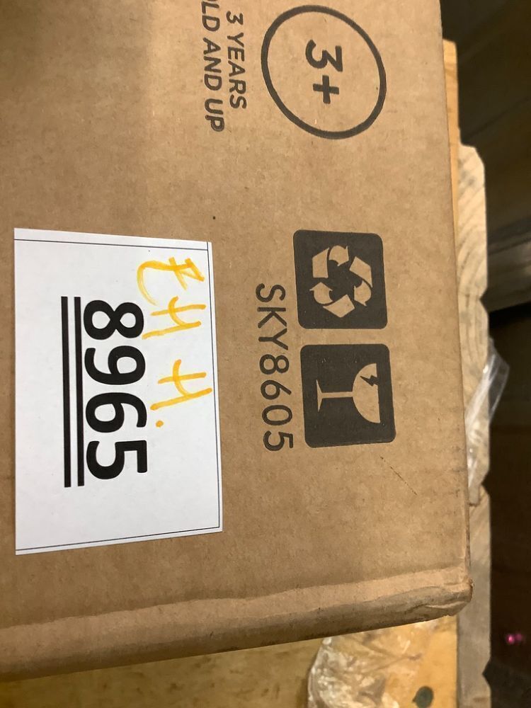 Kids Electric Guitar Toy Play Set w/ 6 Songs, Microphone, Amp - Image 3 - Lot 8965