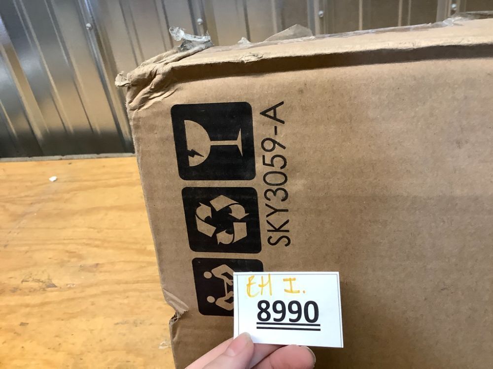 Black Glass Top Table - Image 3 - Lot 8990