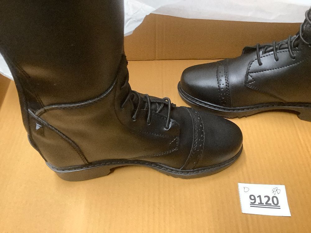 TuffRider Kid's Starter Back Zip Field Boots in Synthetic Leather - Image 3 - Lot 9120