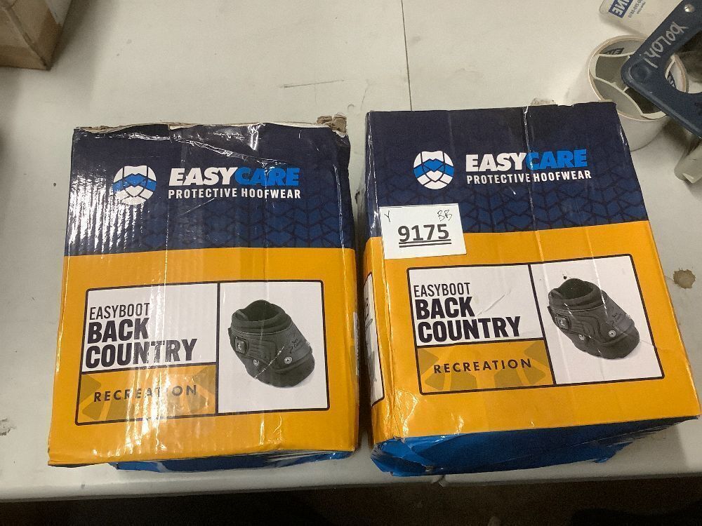 Set of 2 EasyCare Easyboot Back Country Horse Hoof Boot - Image 3 - Lot 9175