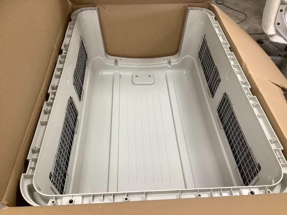 SportPet Designs Plastic Kennels Rolling Plastic Airline Approved Wire Door Travel Dog Crate, XXX-Large, Gray - Image 4 - Lot 9109