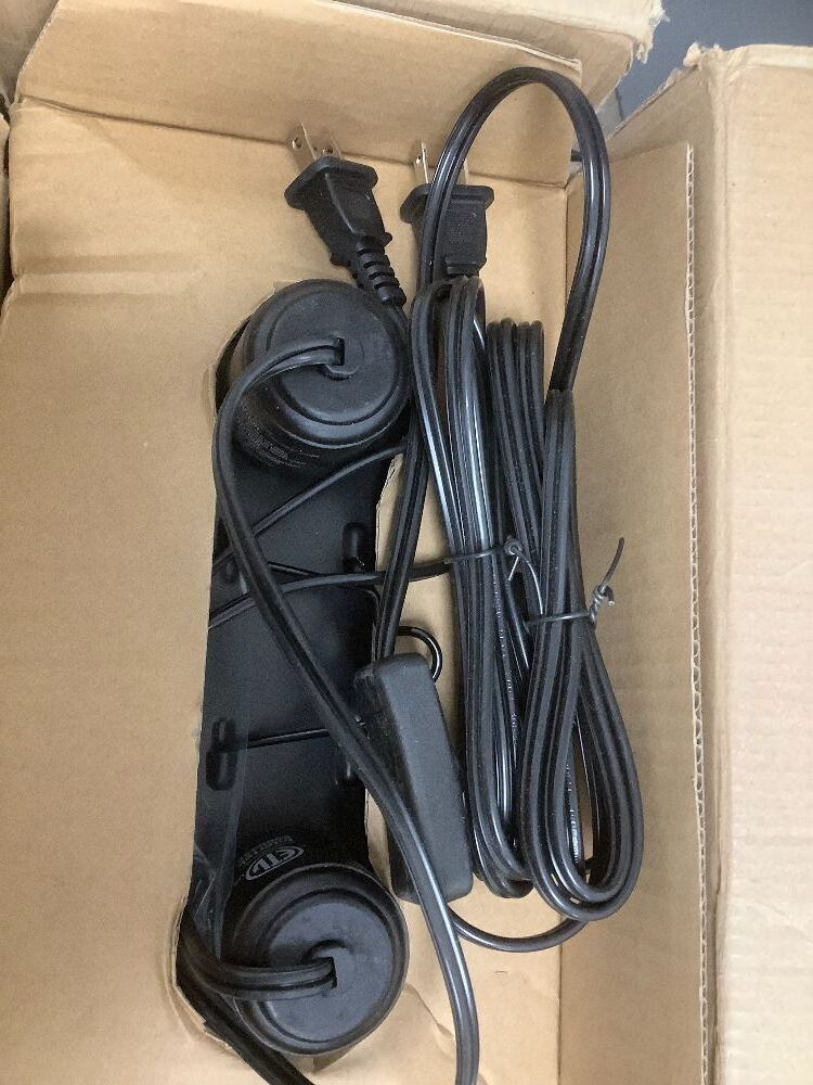 REPTI ZOO Dual Reptile Light Fixture for Reptile Dome UVB Lamp Fixture Dual Reptile Reflector Dome Lamp Cap Combo Integration Design Heat Lighting - Image 3 - Lot 9207