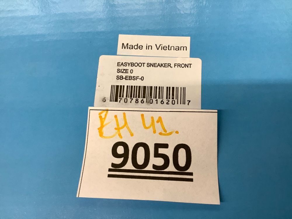 Easycare EasyBoot Sneaker - set of 4 - Image 4 - Lot 9050