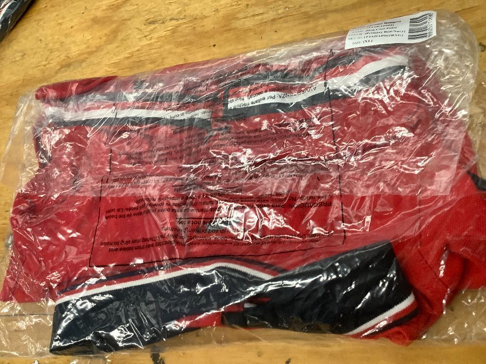 Tommy Hilfiger Core Dog Polo, Primary Red/Navy, X-Large - Image 5 - Lot 9071