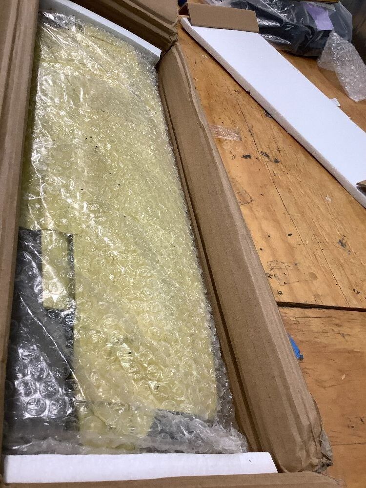 Aivituvin-AIR24 Rabbit Hutch | Bunny Cage - Image 2 - Lot 9034