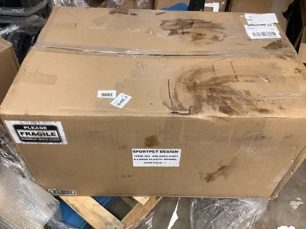 SportPet Designs Plastic Kennels Rolling Plastic Wire Door Travel Dog Crate, XL - Image 5 - Lot 9097