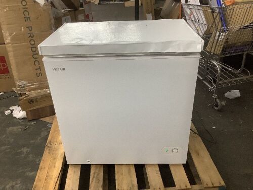 Vissani 7.0 cu. ft. Manual Defrost Chest Freezer with LED Light in White - Damaged Lid - Lot 95JF