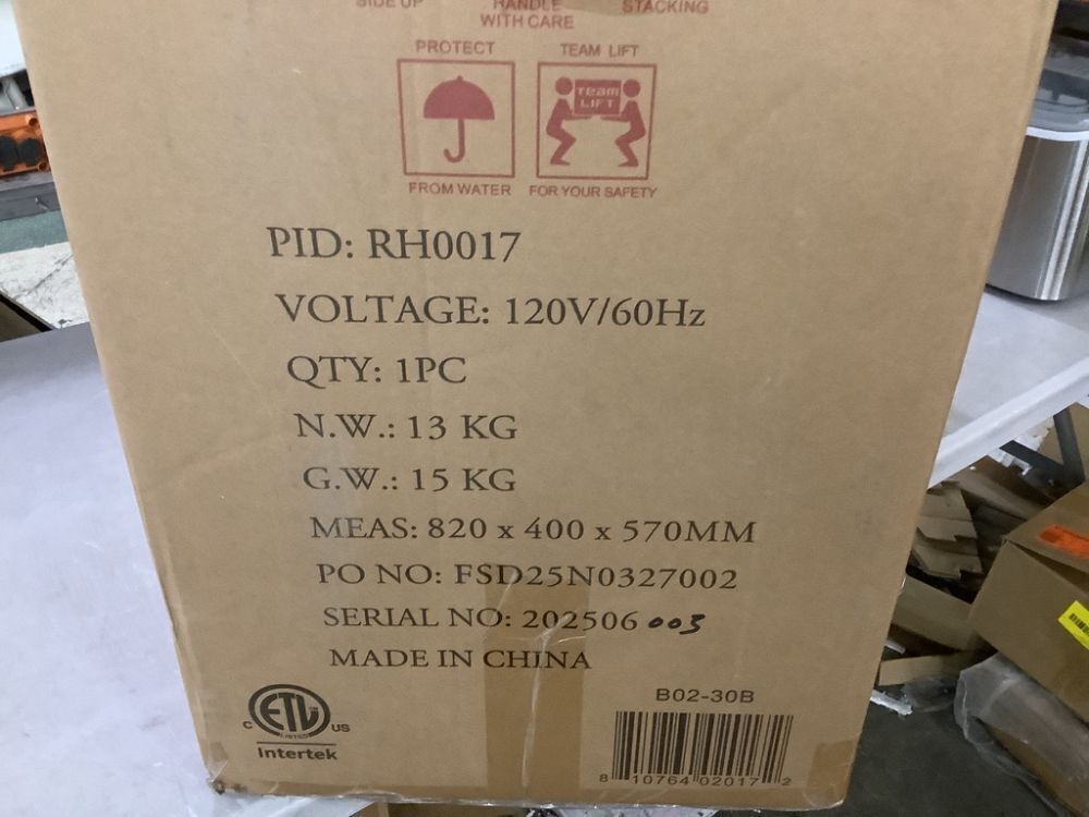 AKDY 30 in. 343 CFM Convertible Wall Mount Black Stainless Steel Kitchen Range Hood with Touch Panel - Image 5 - Lot 96JF