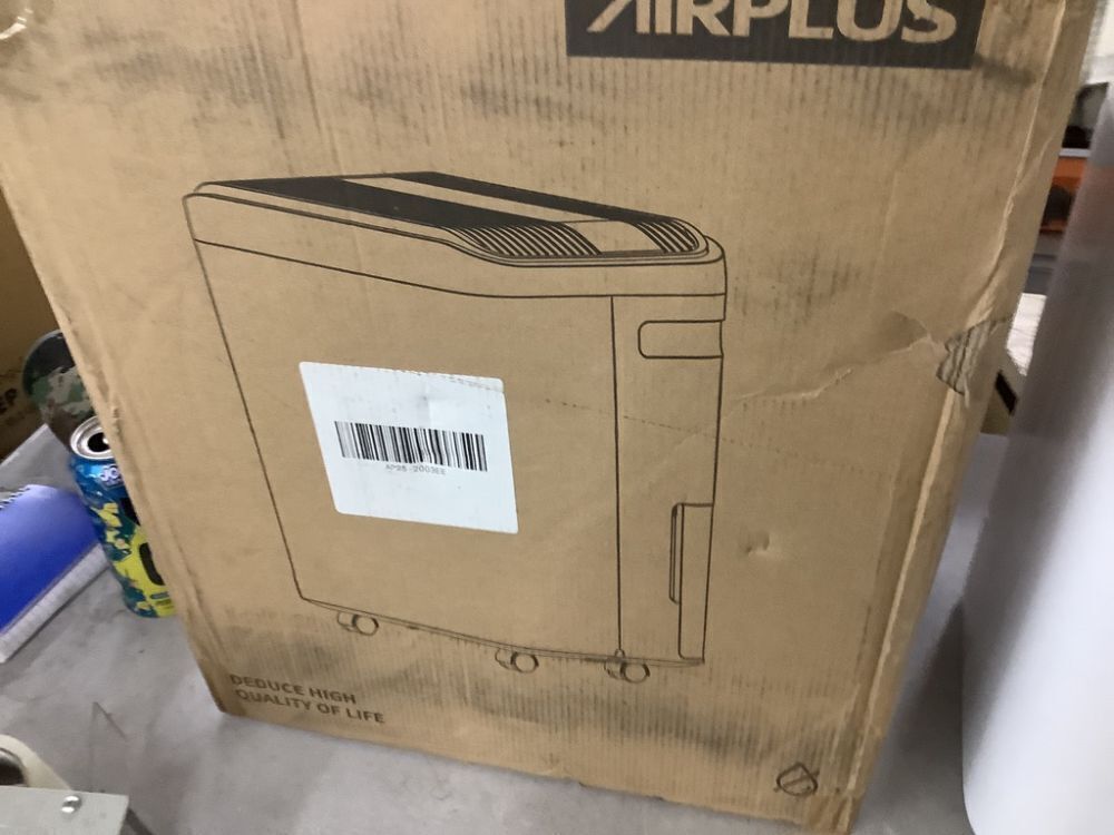 50 pt. 4,500 sq. ft. Dehumidifier in White with Drain Hose and Bucket, Auto Defrost, Low Noise - Image 6 - Lot 99JF