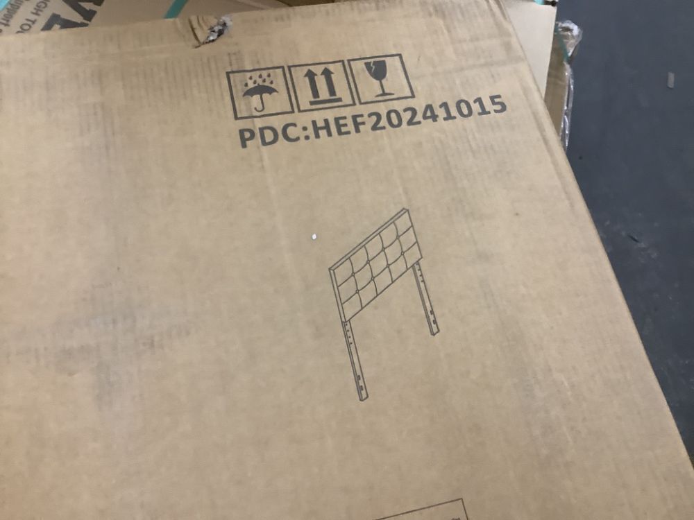 Carnegy Avenue Twin Gray Headboard - Image 3 - Lot 152JF