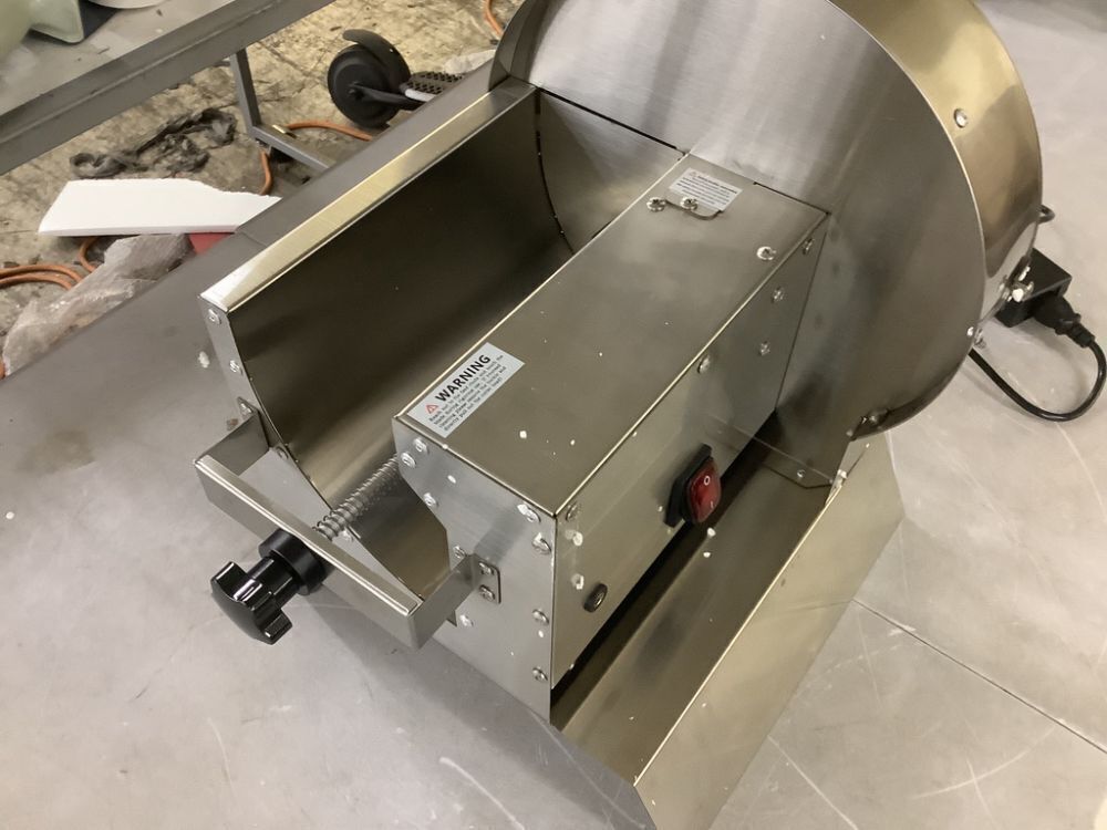 VEVOR Electric Vegetable Slicer 0 to 0.5 in. Thickness Adjustable - Image 3 - Lot 153JF