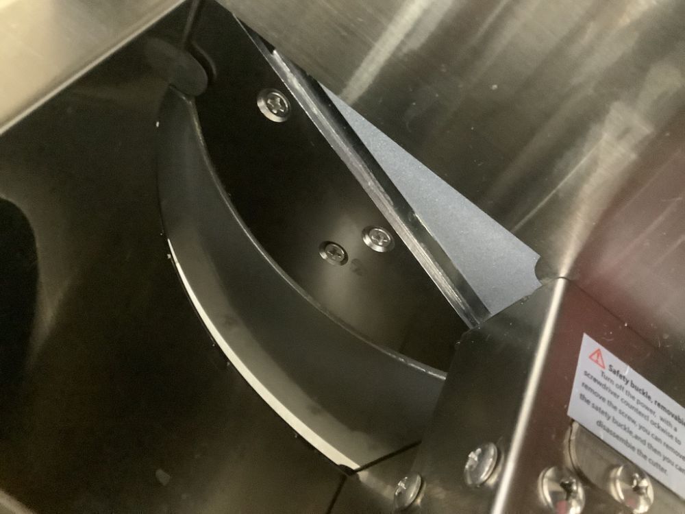 VEVOR Electric Vegetable Slicer 0 to 0.5 in. Thickness Adjustable - Image 4 - Lot 153JF