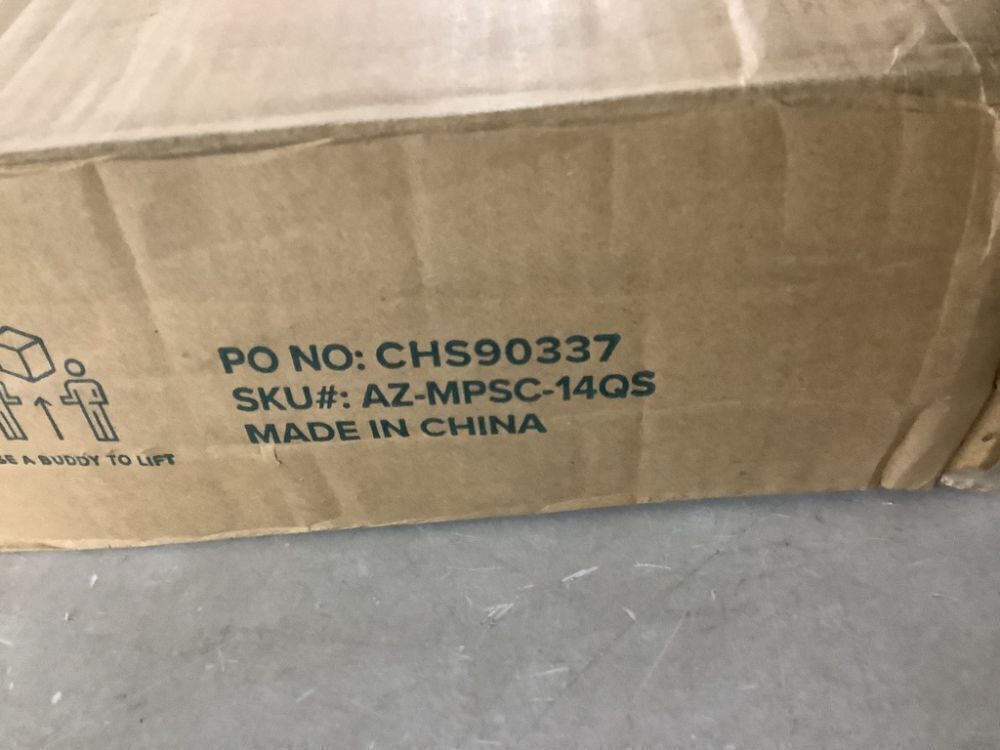 Zinus Classic 14 in. Black Metal Queen Platform Bed Frame - Image 4 - Lot 154JF