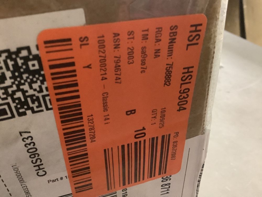 Zinus Classic 14 in. Black Metal Queen Platform Bed Frame - Image 6 - Lot 154JF