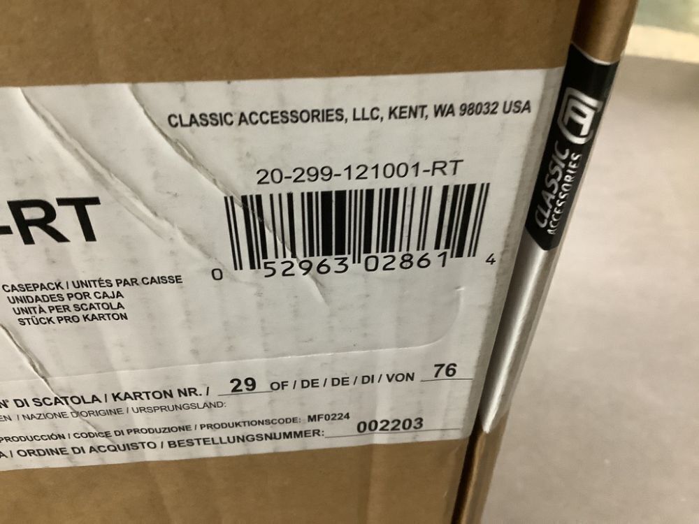 Classic Accessories StormPro 20 - 22 ft. Charcoal Grey Deck Boat Cover - Image 4 - Lot 161JF