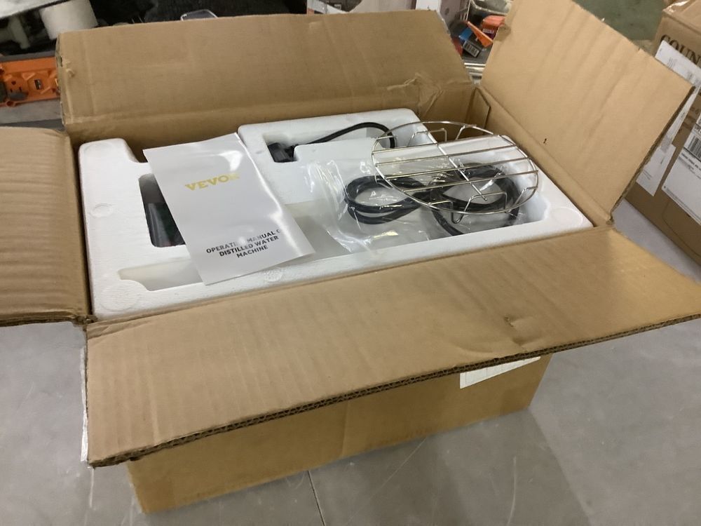 1.1Gal. Water Distiller, 0. 3Gal. /H, 750W Stainless Steel - Image 2 - Lot 170JF