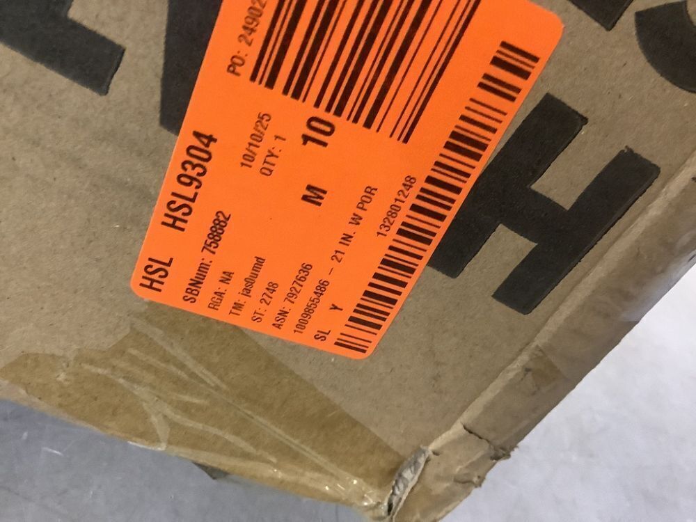 Portable Double Heated Stadium Seat with Padded Backrest, USB 3 Levels of Heat and 5 Pockets - Image 8 - Lot 254JF