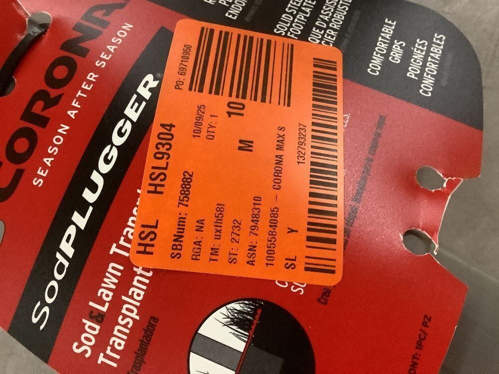 Corona MAX 38 in. SodPLUGGER with Carbon Steel Handle & ComfortGEL 2-Prong 39 in. Steel Extended Reach Weeder - Image 8 - Lot 259JF