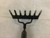 Corona ComfortGEL 7-Tine Extended Reach Tine Rake - Thumbnail 3