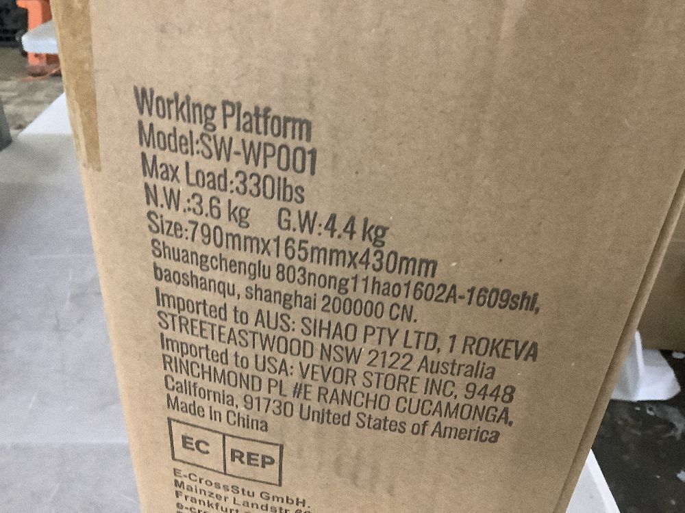 VEVOR Aluminum Folding Work Platform, 330 lbs Load Capacity - Image 4 - Lot 265