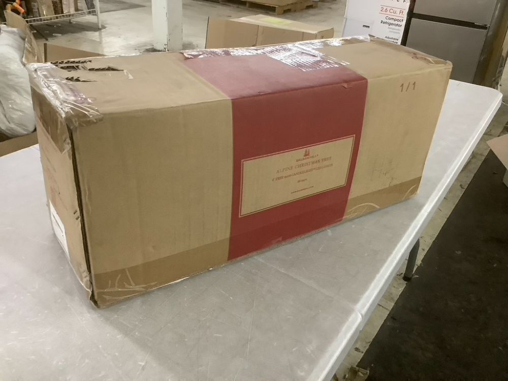 Balsam Hill 4ft Pre-Lit Alpine Christmas Tree with Clear LED Lights - Image 2 - Lot 267