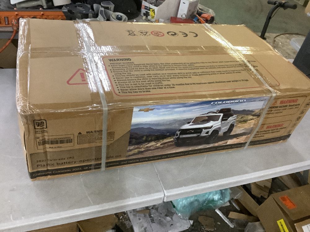 Chevrolet Colorado ZR2 Electric Ride on Toy - Image 2 - Lot 269