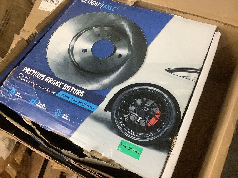 Detroit Axle Rear Brake Kit for Chevy GMC Silverado Sierra Suburban Yukon XL 1500 Escalade - Image 4 - Lot 364