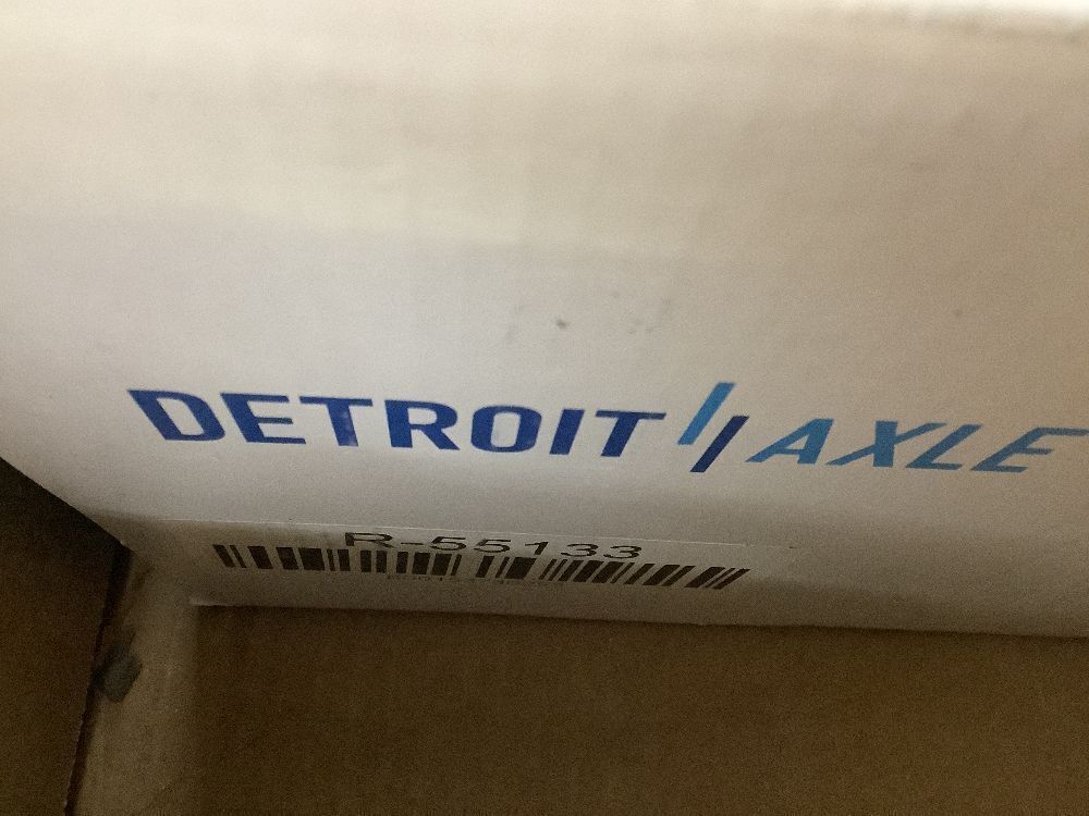 Detroit Axle Rear Brake Kit for Chevy GMC Silverado Sierra Suburban Yukon XL 1500 Escalade - Image 5 - Lot 364