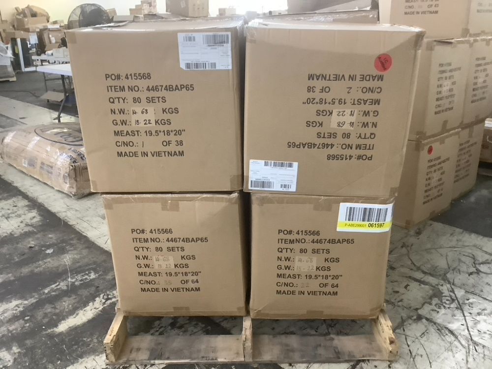 Lot of (8) Cases of (80) Running Buddy BuddyPouch Magnetic Pocket Pouches, 2 pk - Image 5 - Lot 664