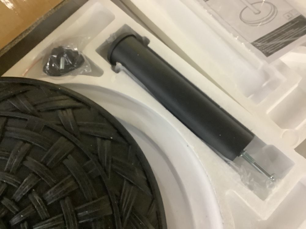 Outsunny 26 lbs Concrete Heavy Duty Umbrella Stand, 19 in. for 1.5 in./1.9 in. Umbrella Poles - Image 4 - Lot 758JF