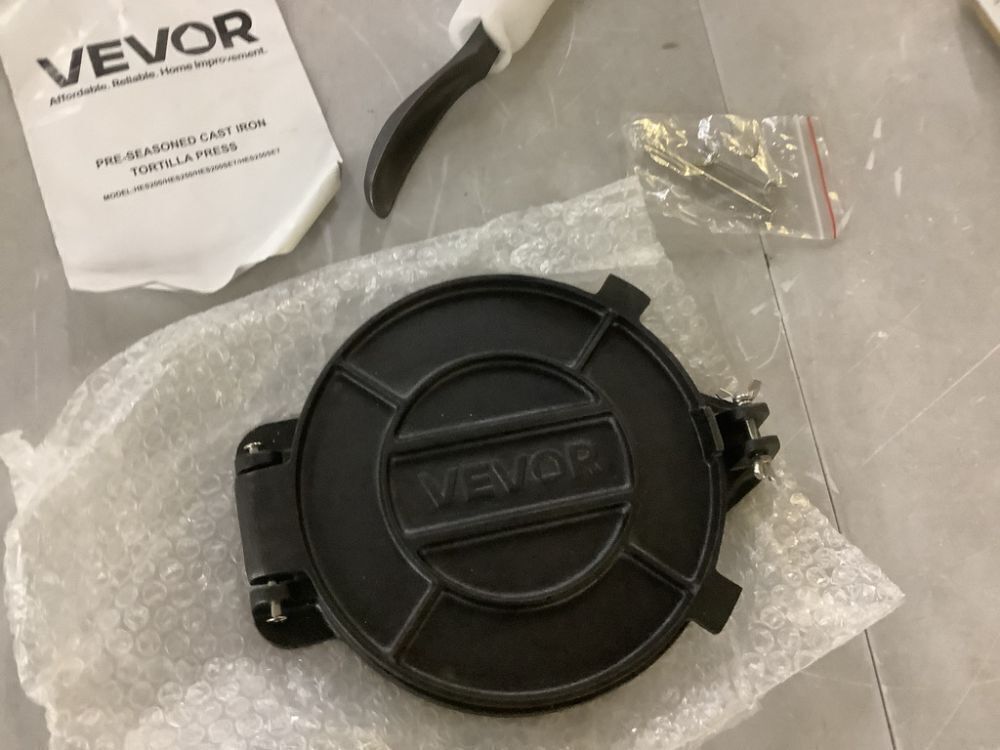 8 In. Cast Iron Tortilla and Roti Press - Image 3 - Lot 761JF