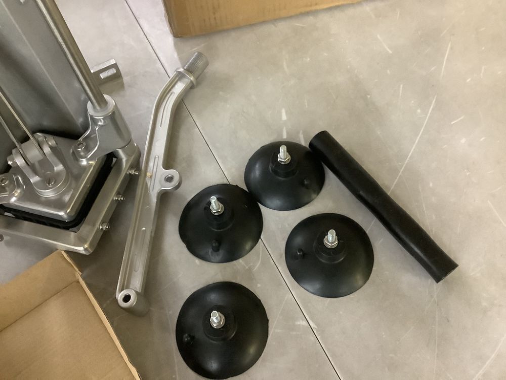 VEVOR Stainless Steel and Aluminum Alloy Vegetable Cutter 1/4 in.+3/8 in.+1/2 in. - Image 4 - Lot 763JF