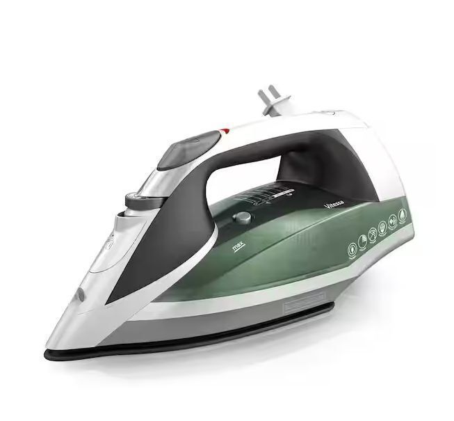 BLACK+DECKER Vitessa Advanced Steam Iron with Retractable Cord - Image 1 - Lot 764JF