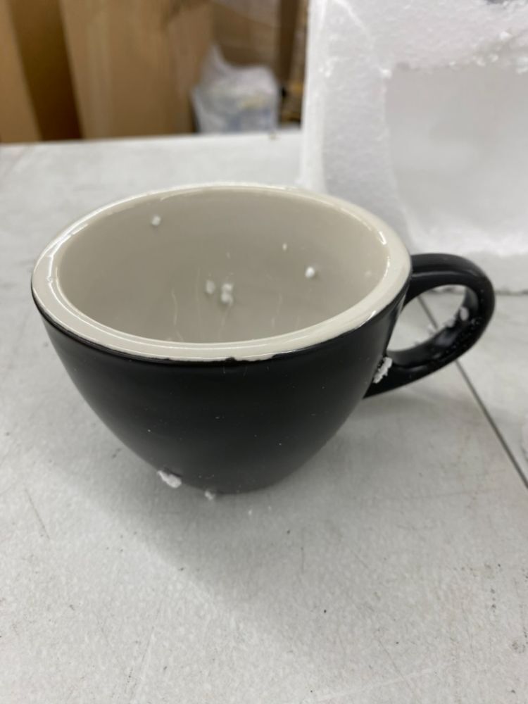 Ceramic Coffee Cup & Saucer Set with Holder - Image 2 - Lot 515