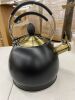 LUXGRACE Whistling Tea Kettle - Thumbnail 4