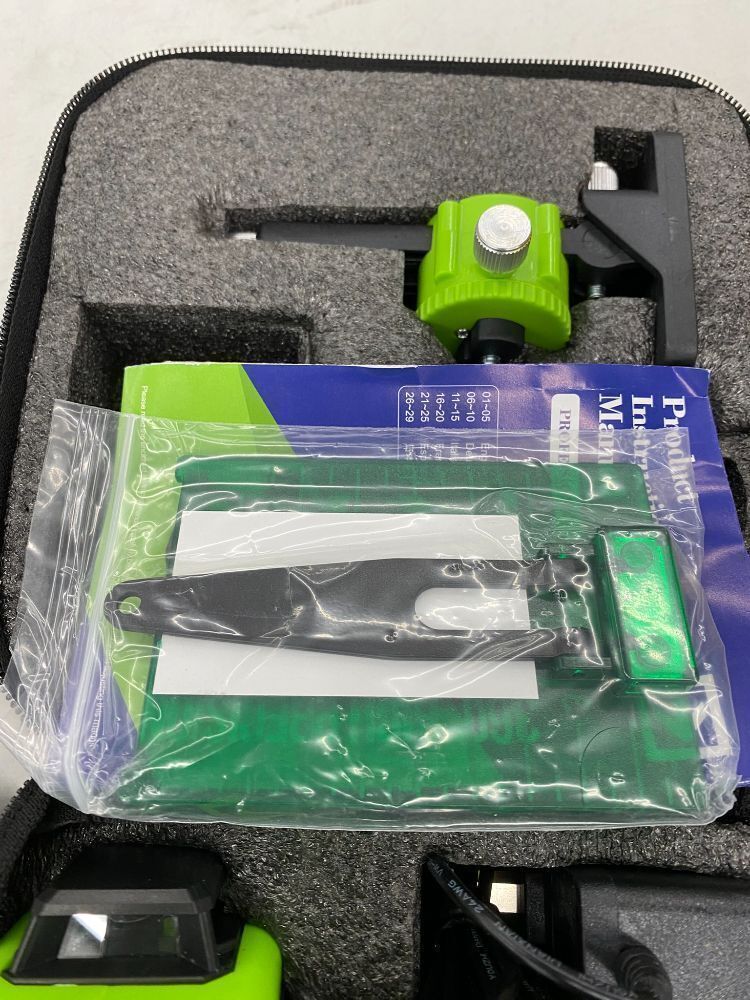 4D Green Beam Cross Line Lazer Level - Image 2 - Lot 524