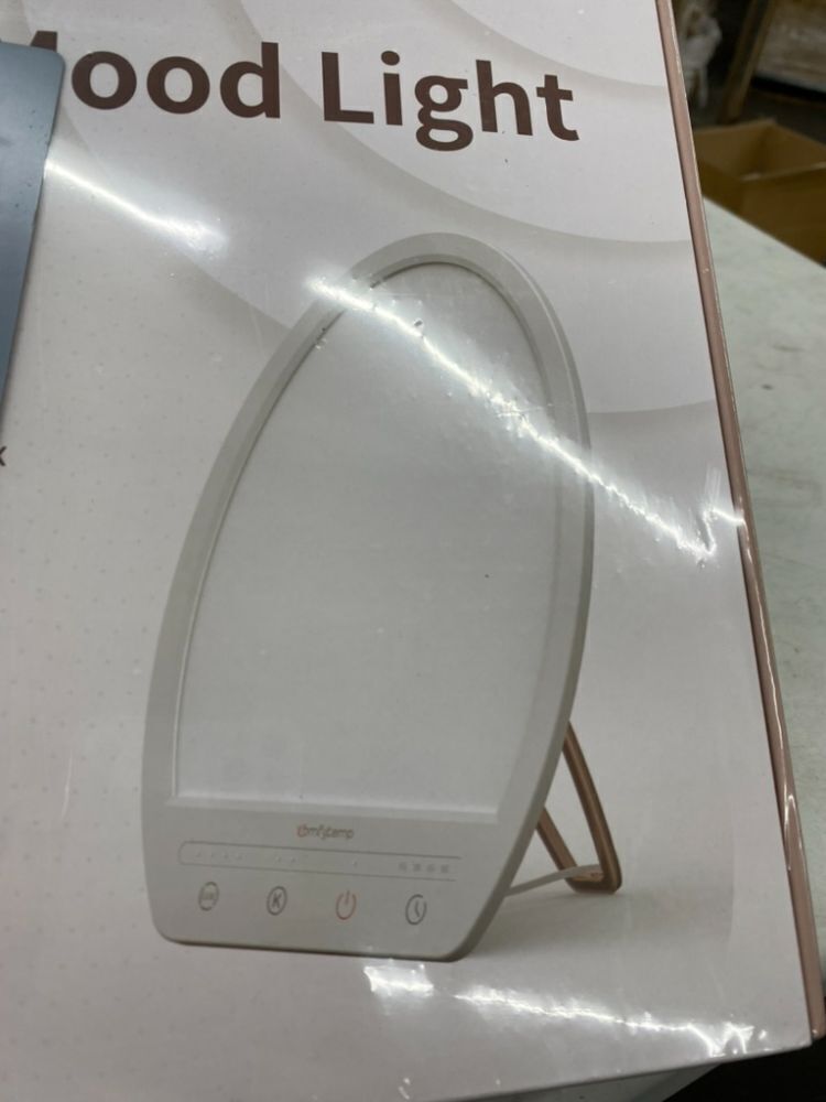 Comfytemp SAD Therapy Light - Image 4 - Lot 714
