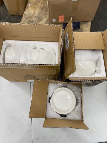 Lot of MalaCasa Porcelain Soup Bowls 4pc, MalaCasa Porcelain Salad Bowls, 8 pc & Ceramic Spoon Rest, 4 pc - Lot 720