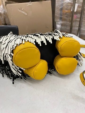 Lot of (3) Handbags & (1) Toiletries Bag - Image 10 - Lot 722